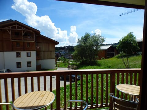 Charmant appartement 3 pièces aux Saisies avec piscine, 8 personnes - FR-1-594-71 Apartment in Villard-sur-Doron