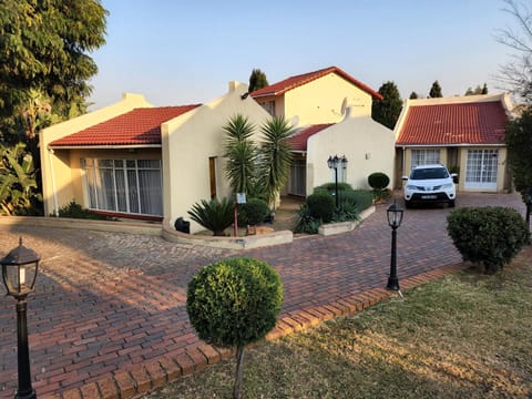 Winchester Hotel Bed and Breakfast in Gauteng