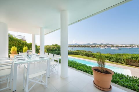 Balcony/Terrace, Garden view, Pool view, Sea view