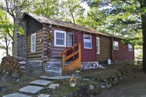 Main Cabin - STARRY NIGHTS cabin House in Carp Lake