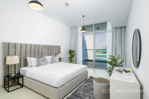 LUX - Opulent Island Suite 5 Apartment in Dubai