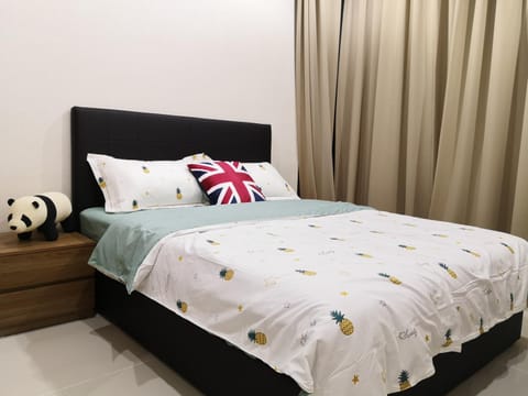 Jeff and Ricky Homestay Kozi Square Condo in Kuching