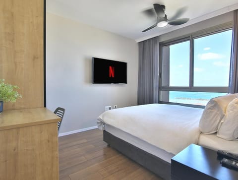 Bedroom, Sea view