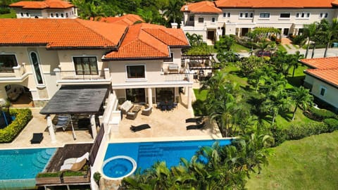 Property building, Pool view, Swimming pool