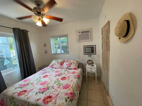 1 Bedroom Apt near Coconut Grove Apartment in Coconut Grove