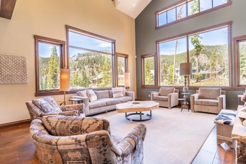 555 Independence Road by Summit County Mountain Retreats Haus in Keystone