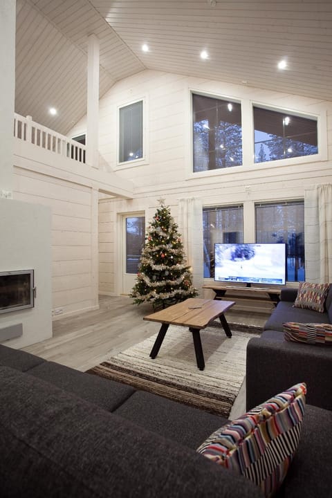 Levi President Suksitie Chalet Villa in Lapland