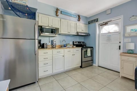 Five Palms Vacation Rentals- Daily - Weekly - Monthly Apartment hotel in Clearwater Beach