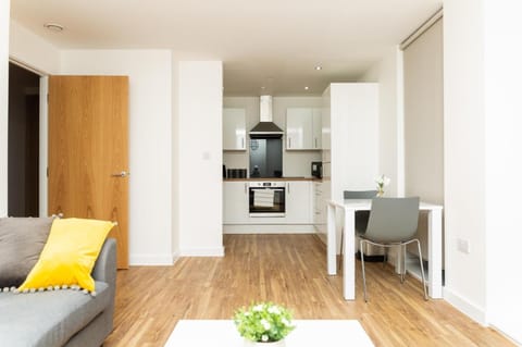 The Exclusive Apartment Apartamento in Salford