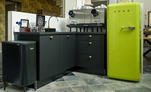 Coffee/tea facilities, Communal kitchen