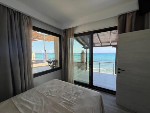 Bed, View (from property/room), Photo of the whole room, Bedroom, Sea view