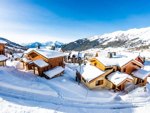 Luxurious chalet near the ski-slopes Chalet in Saint-François-Longchamp