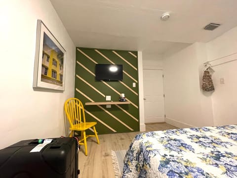 Cozy Room in the Heart of Little Havana Vacation rental in Coral Gables