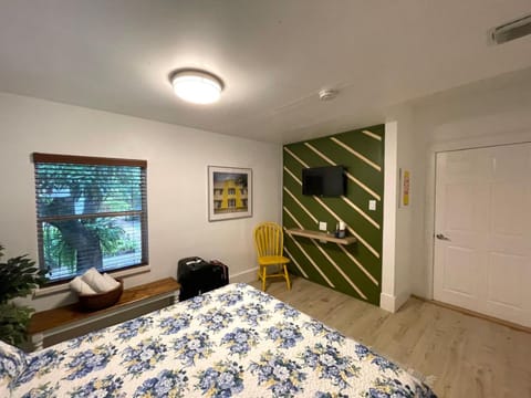 Cozy Room in the Heart of Little Havana Vacation rental in Coral Gables