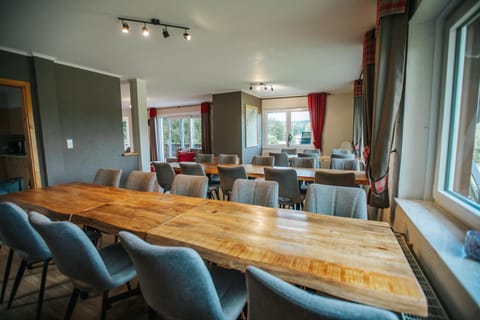 Le Milan Royal 26 pers, Malmedy, Balnéo, vue, calme Chalet in Wallonia, Belgium