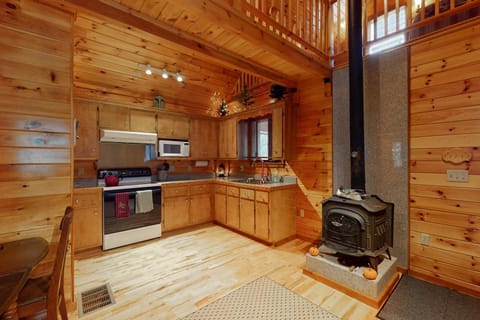 Sandy Sunset Maison in Moosehead Lake