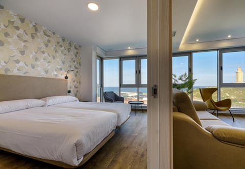 Living room, Photo of the whole room, Bedroom, Landmark view, Sea view