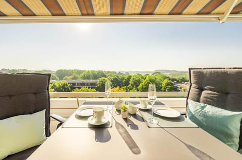 Natural landscape, View (from property/room), Balcony/Terrace
