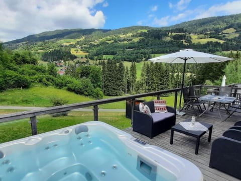 Neighbourhood, Balcony/Terrace