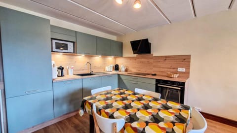 Résidence Betelgeuse - Appartement rénové · Entre pistes et commerces · Balcon MAE-7382 Apartment in Arâches-la-Frasse