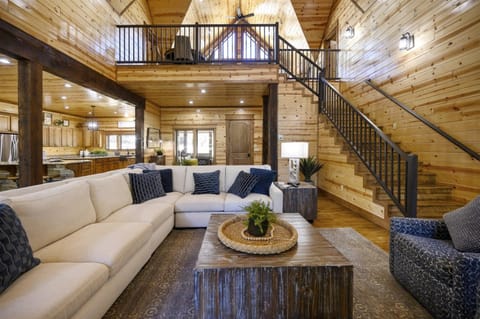 Grand Getaway House in Oklahoma