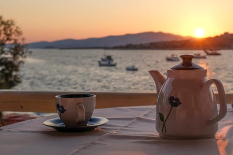 Summer, Balcony/Terrace, Food and drinks, Decorative detail, On site, Sunset