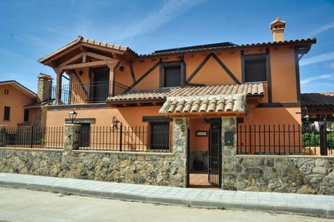 El Hojaranzo Casa rural con encanto en Candeleda Haus in Candeleda