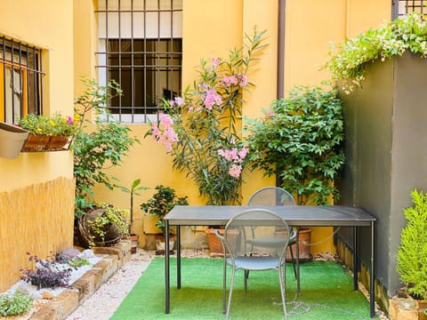 Gamberini House - Private garden Condo in Bologna