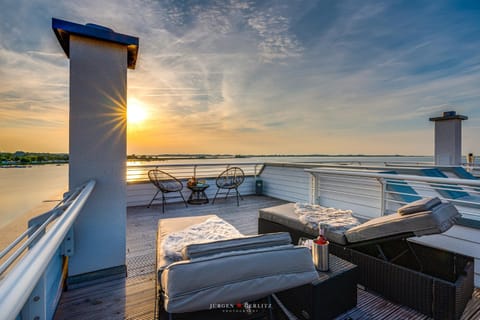 Sea view, Sea view