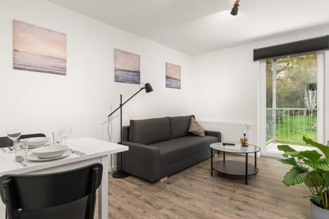 CASSEL LOFTS - Moderne Wohnung für 3 mit Balkon nahe VW-Werk Apartment in Kassel