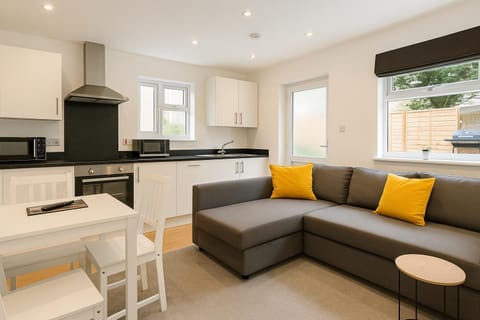 6 Person Apartment in City Centre Apartment in Cardiff