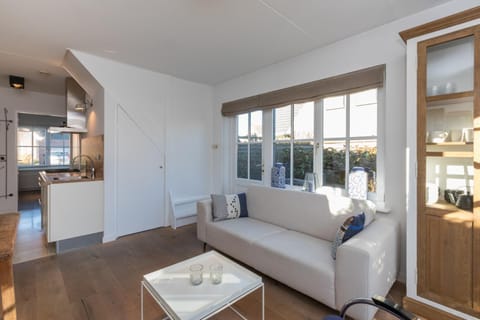 Welcome in - Appartement met zonnig terras, nabij centrum Zoutelande I Borne 56a House in Zoutelande