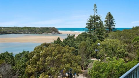 #12 The Outlook, Currimundi House in Currimundi