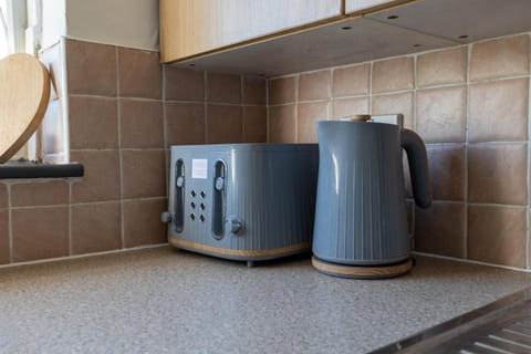 Coffee/tea facilities, Kitchen or kitchenette, toaster