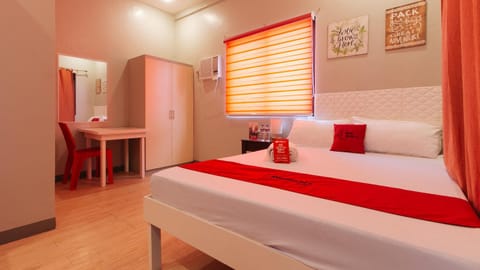 Bed, Photo of the whole room, Bedroom, hair dresser, wardrobe, air conditioner