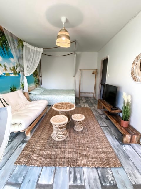 Living room, Bedroom