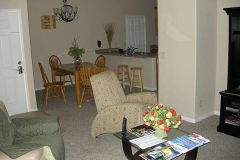 Mesquite Nevada Vacation Rental - Ground Level and double car garage House in Mesquite