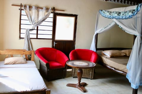 Room in Guest room - A wonderful Beach property in Diani Beach Kenya - A dream holiday place Übernachtung mit Frühstück in Mombasa
