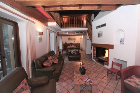 Chalet Bouquetin- Carline 10 to 13 people Chalet in Champagny-en-Vanoise