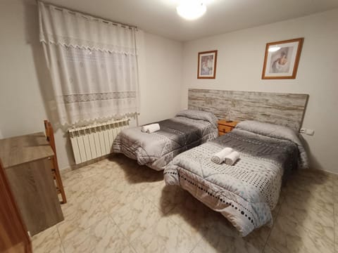 Hostal Residencia Taray Bed and Breakfast in Segovia