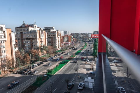 Balcony/Terrace, City view