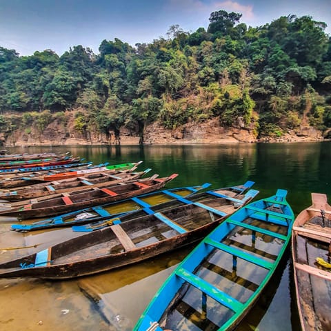 Nearby landmark, Natural landscape, Activities, Lake view, River view