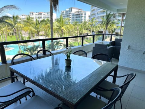 Balcony/Terrace, Balcony/Terrace, Dining area