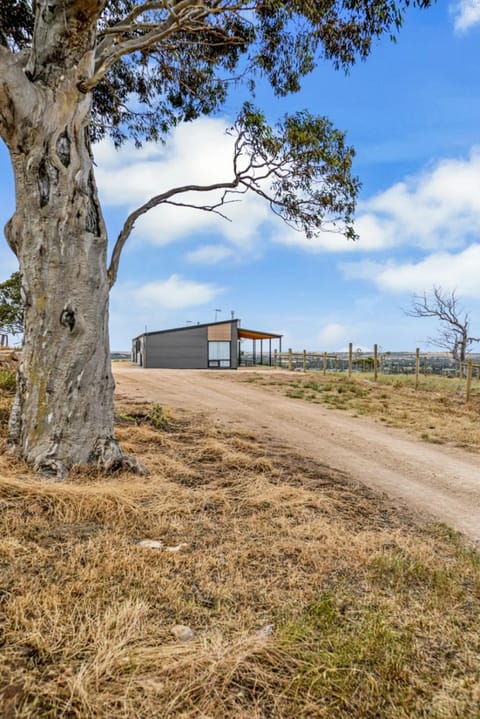 Old Bull Creek Luxury Retreat Villa in Strathalbyn