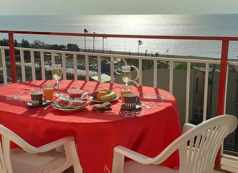 terraza al mar Apartment in Maresme