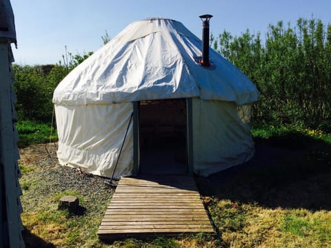 Mill Haven Place glamping yurt 3 Luxury tent in Marloes and St. Brides