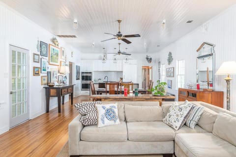 Barefoot in the Park House in Tybee Island