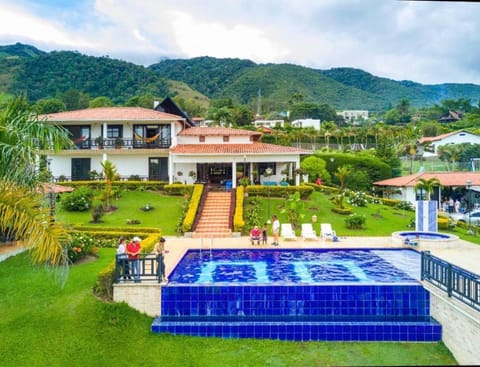Finca Lago Calima with Excellent view House in Calima