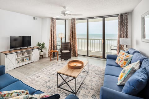 214 COV - Go Fly a Kite - Oceanfront Condo - 2 Pools House in Folly Beach