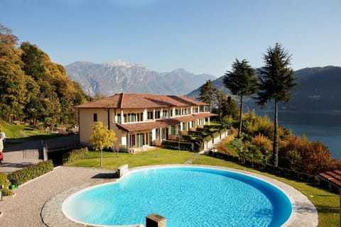 On site, Garden view, Lake view, Mountain view, Pool view, Swimming pool